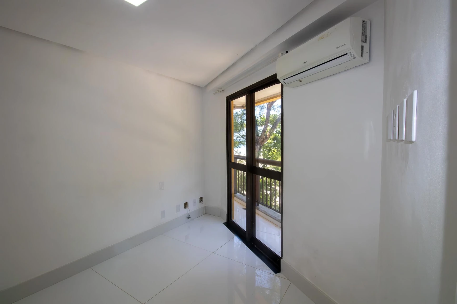 Apartamento, 105 m², com janelas do piso ao teto — photo 51