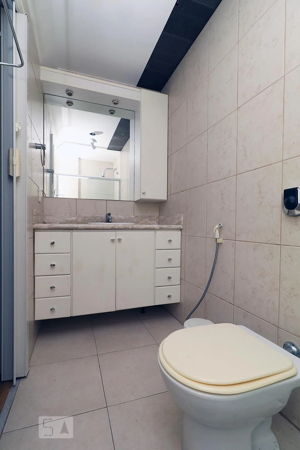 Квартира 100 м² з видом на гори та робочим місцем — photo 20