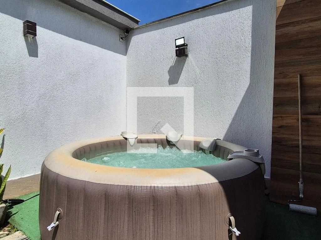 Casa mobiliada com 4 quartos e área gourmet na varanda — photo 44