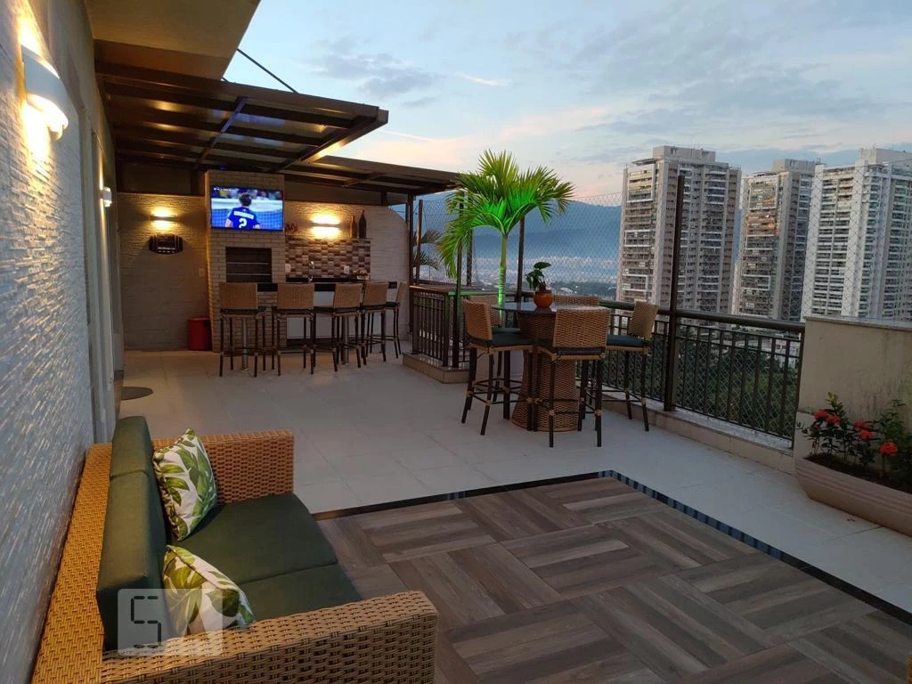 Furnished 3-bedroom apartment with a gourmet balcony — photo 11