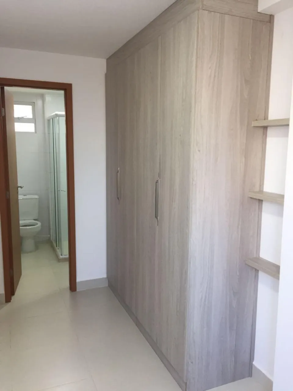 3-bedroom apartment in a building with a gym — photo 17