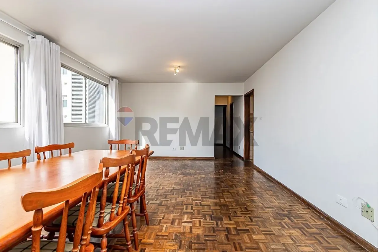 94 m² apartment with a washing machine and a home office — photo 19