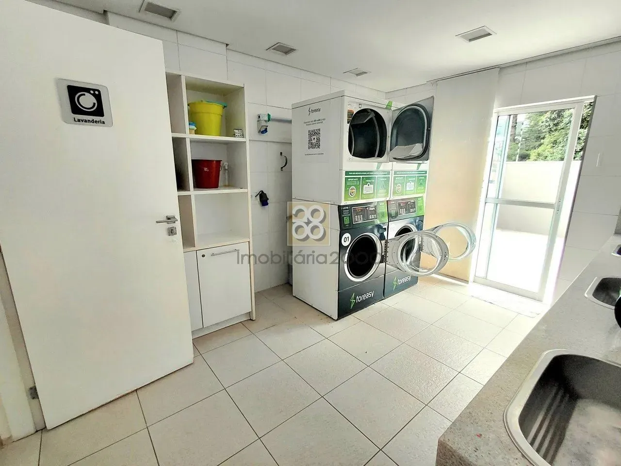 1-bedroom furnished apartment with 69 m² and parking — photo 20