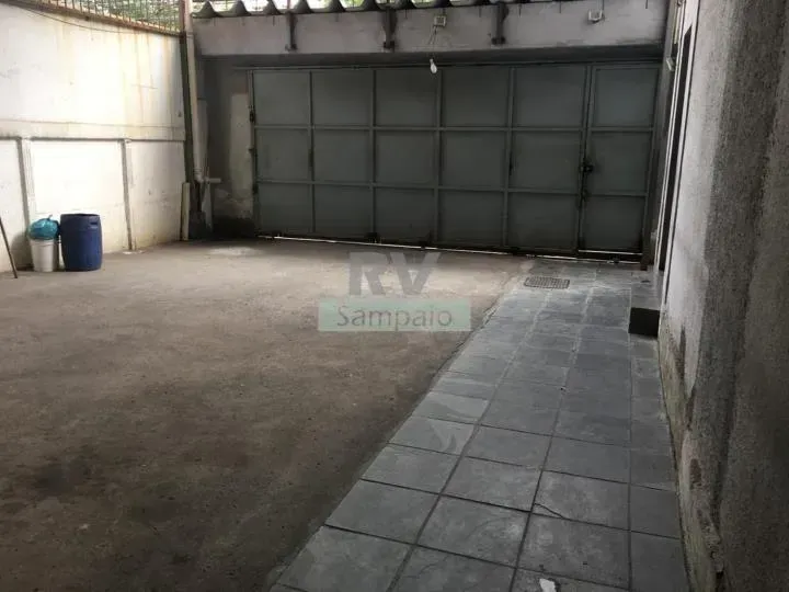 Commercial industrial house with 198 m² and 4 bedrooms — photo 4