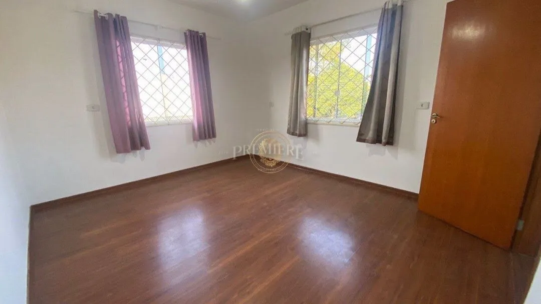 Будинок 300 м² з 3 спальнями та 2 госпзонами — photo 3