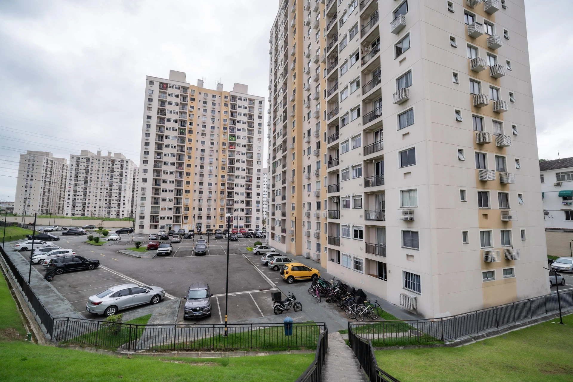 Furnished apartment, 48 m², with a grill on the balcony — photo 14