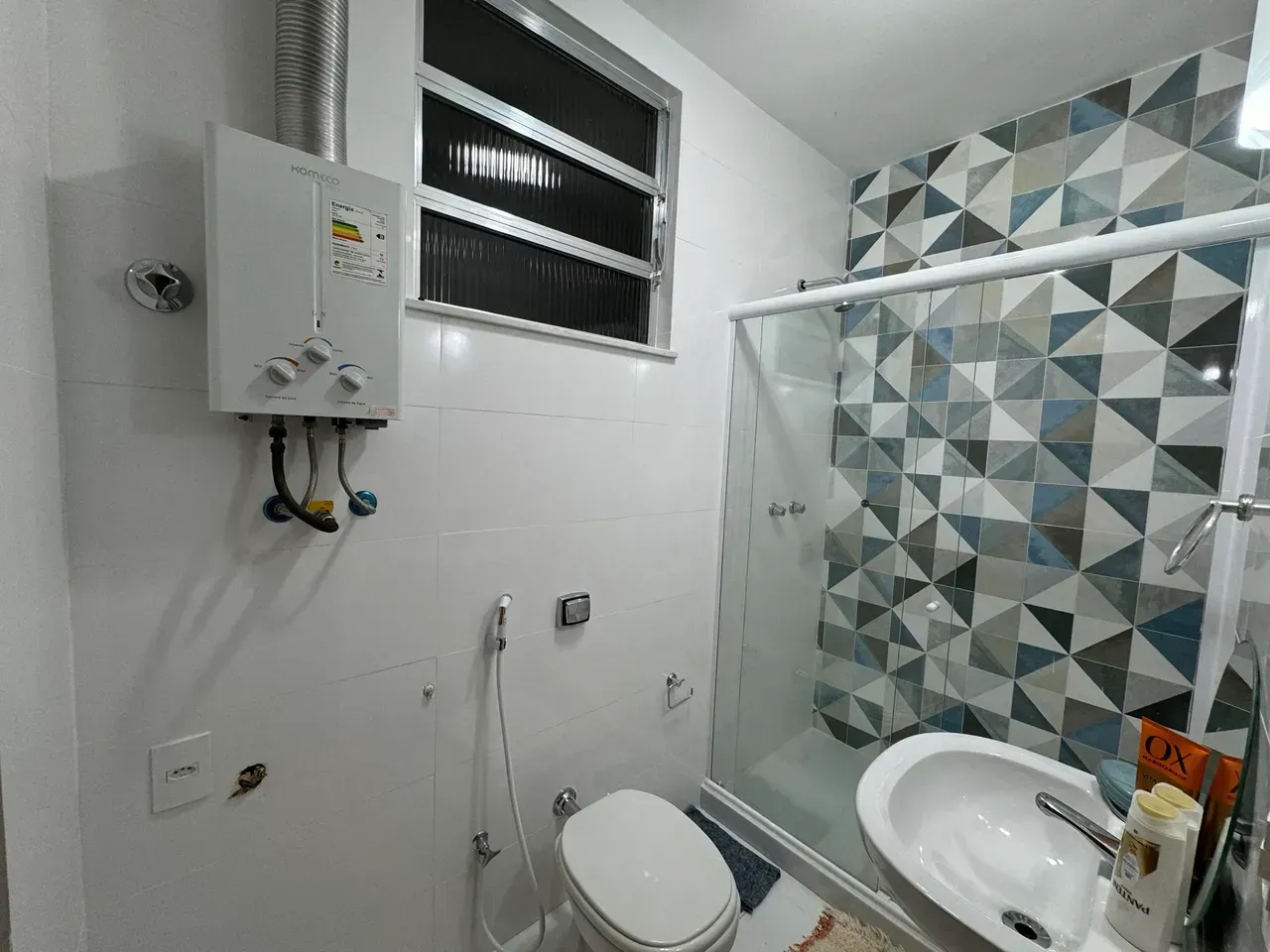 Furnished 1-bedroom apartment with a gas stove — photo 5