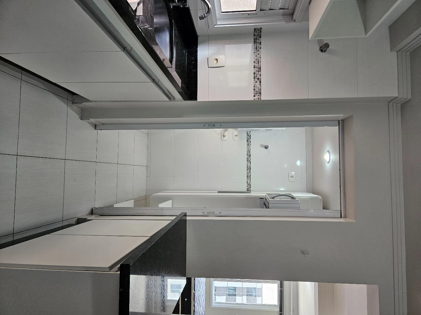 1-bedroom apartment with open-plan gas kitchen (47 m²) — photo 4