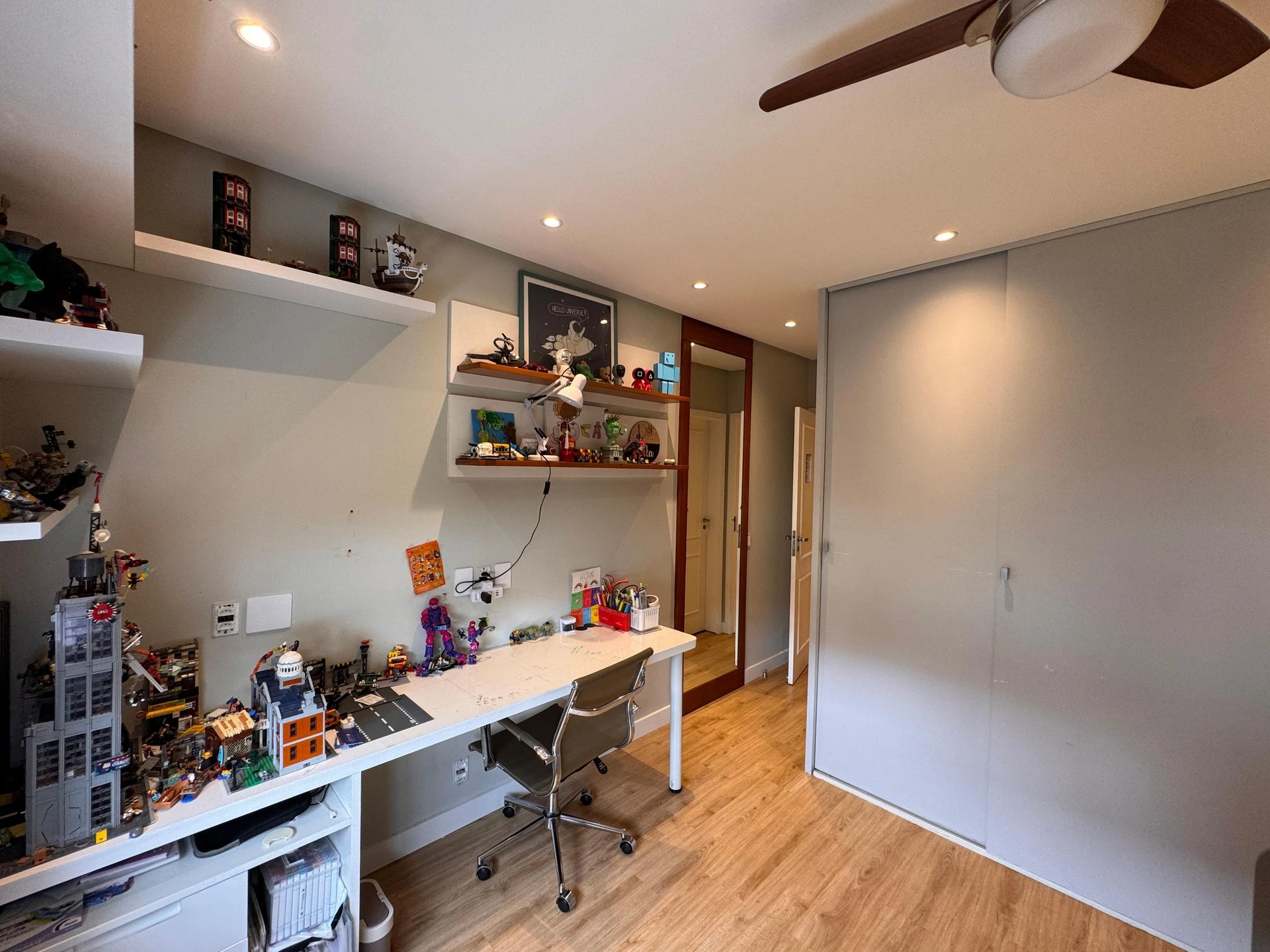 Furnished house, 550 m², with a bathtub — photo 53