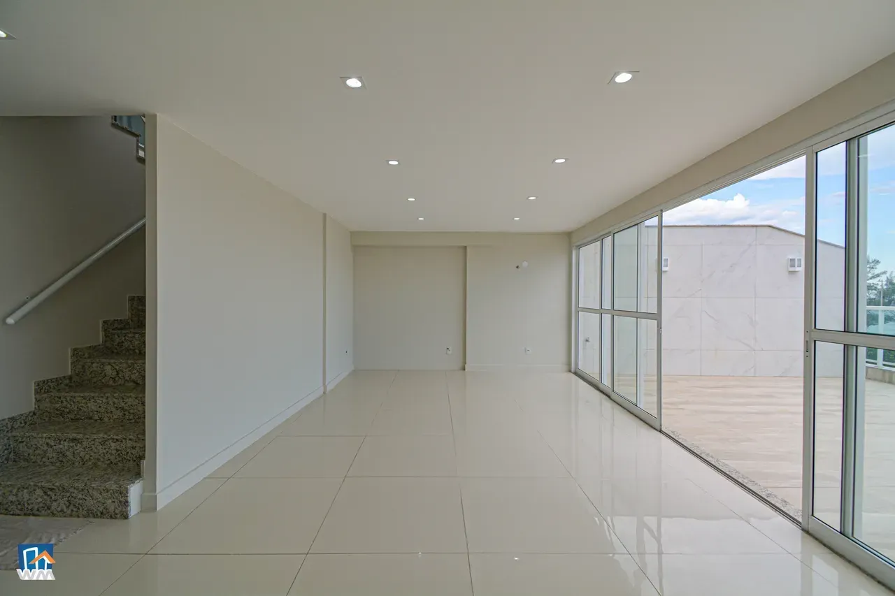 Duplex penthouse with 4 bedrooms and balcony — photo 5