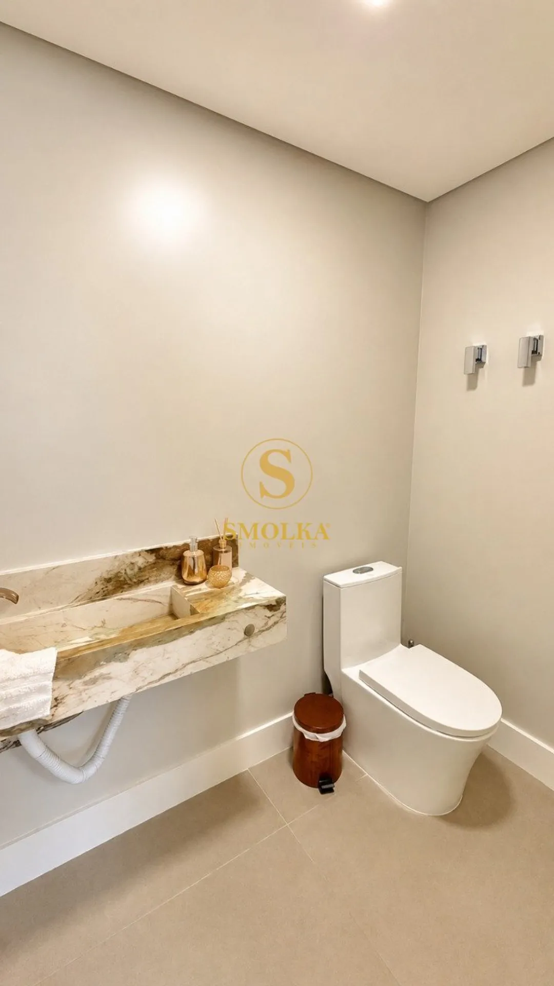 Дом с 4 спальнями-сьютами и открытой кухней — photo 75