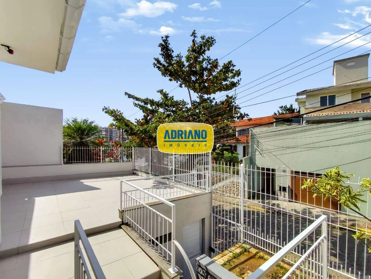 Casa con 5 dormitorios y zona de BBQ privada — photo 2