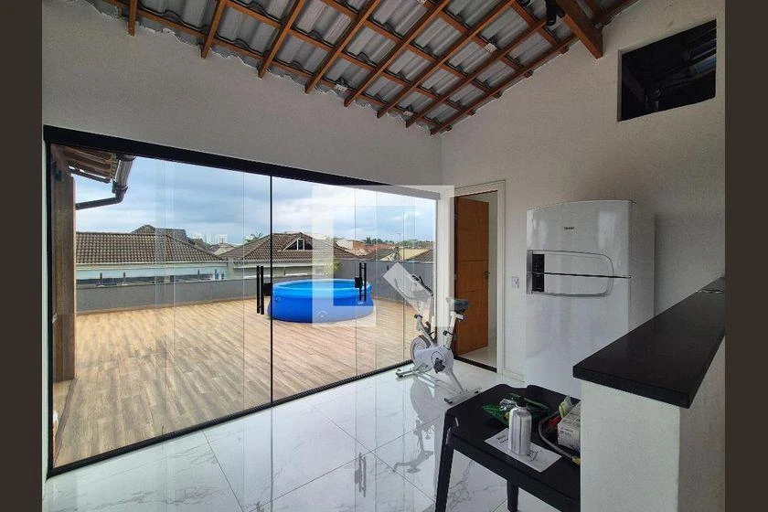 Будинок на 4 спальні з 270 м² і кухнею відкритого плану — photo 48