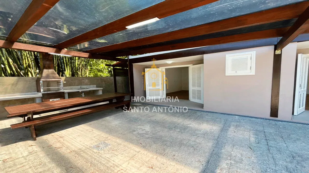 Меблированный дом: 3 спальни, 2 сьюта, 350 м² — photo 36