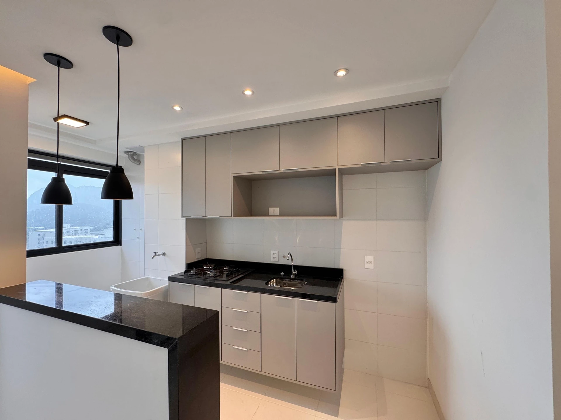 Apartamento amueblado de 3 dormitorios con balcón — photo 13