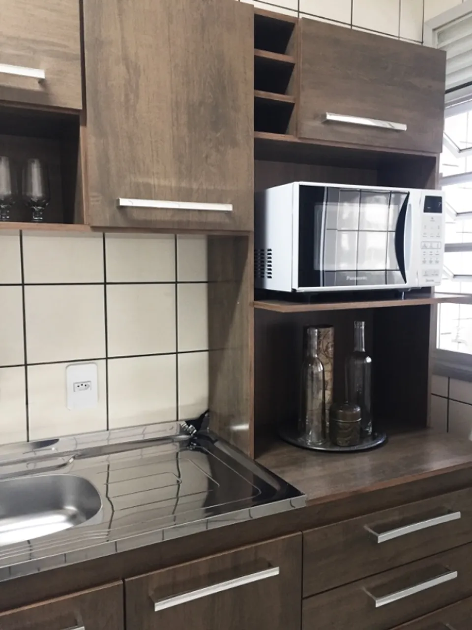 Apartamento com 3 quartos e cozinha fechada com fogão a gás — photo 13