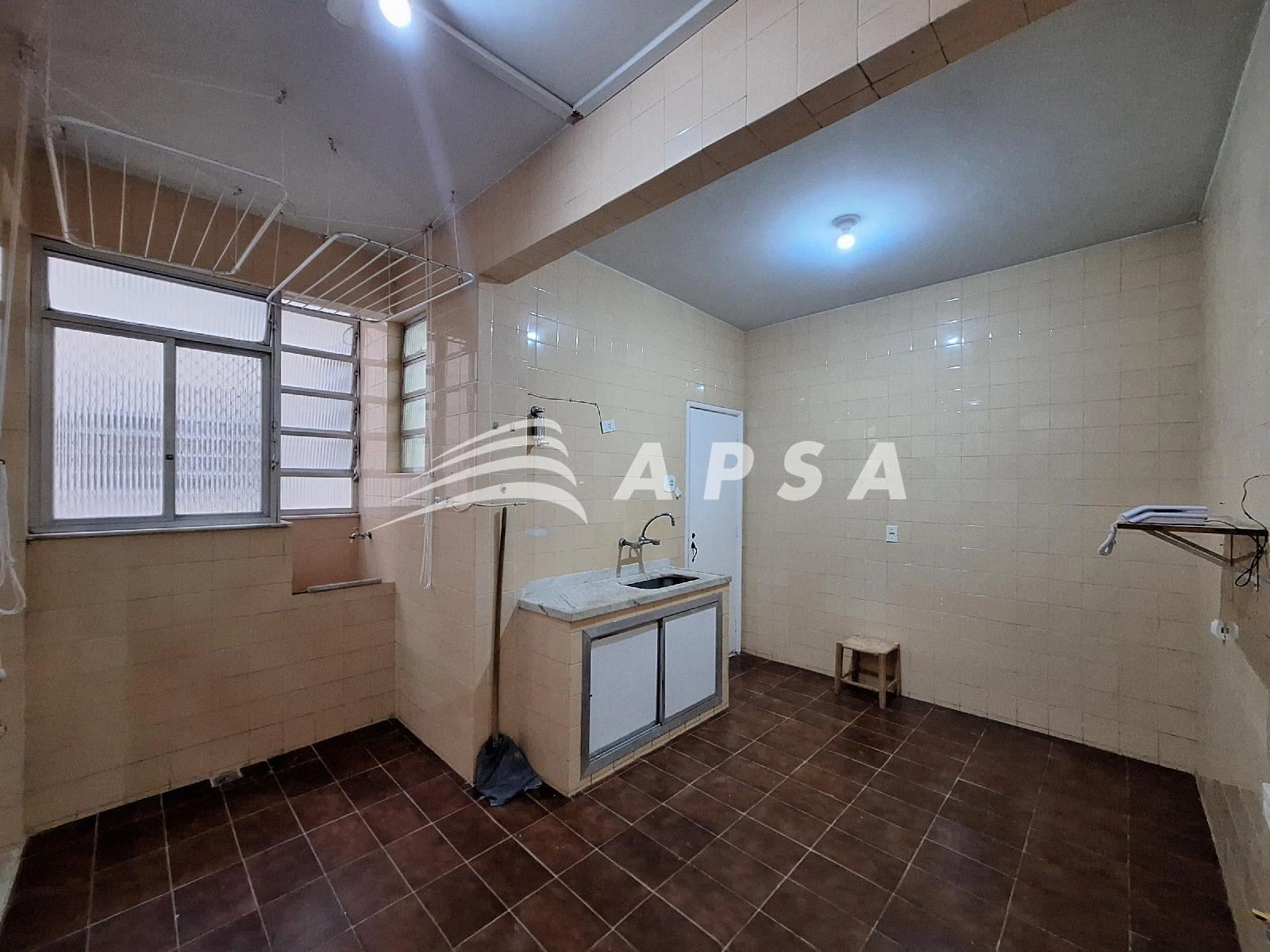 Apartamento de 115 m² com 3 quartos e cozinha fechada — photo 12