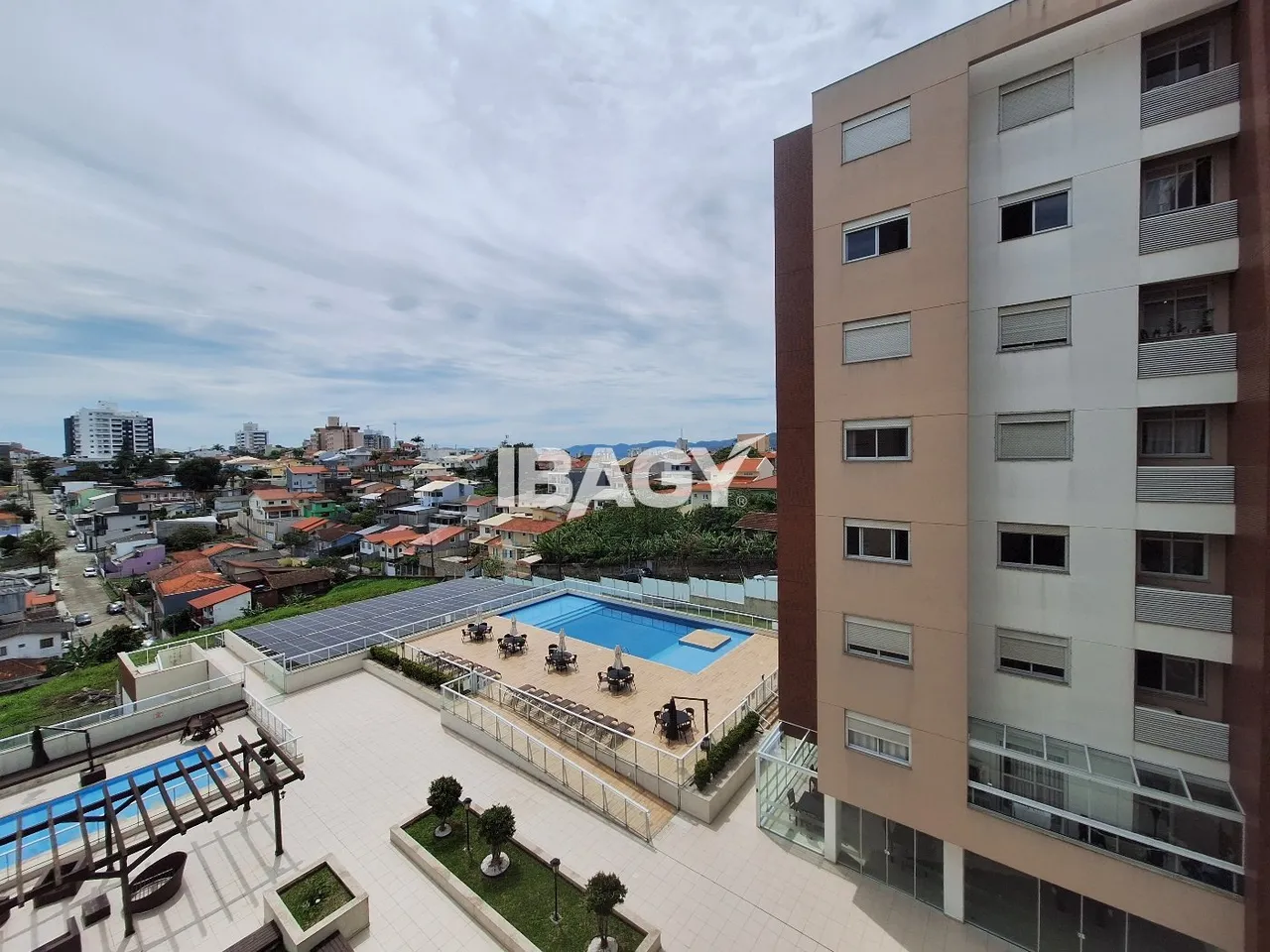 Furnished apartment, 75 m², with a washing machine — photo 11
