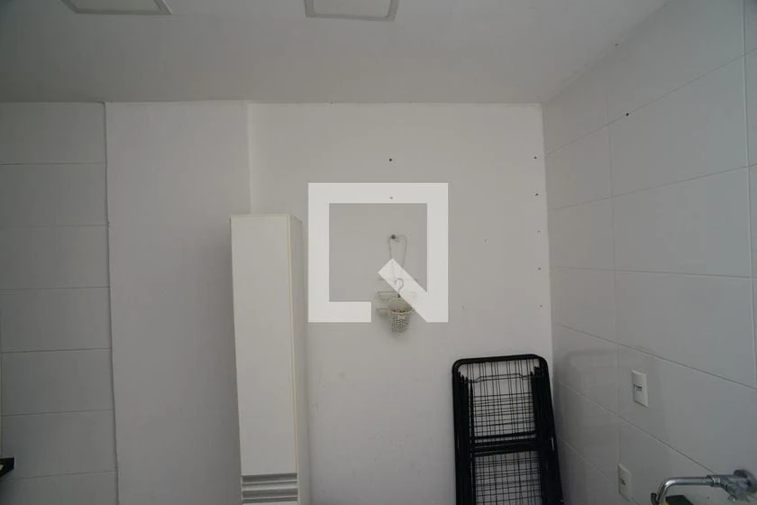 Top-floor rental with 4 bedrooms and 200 m² — photo 22