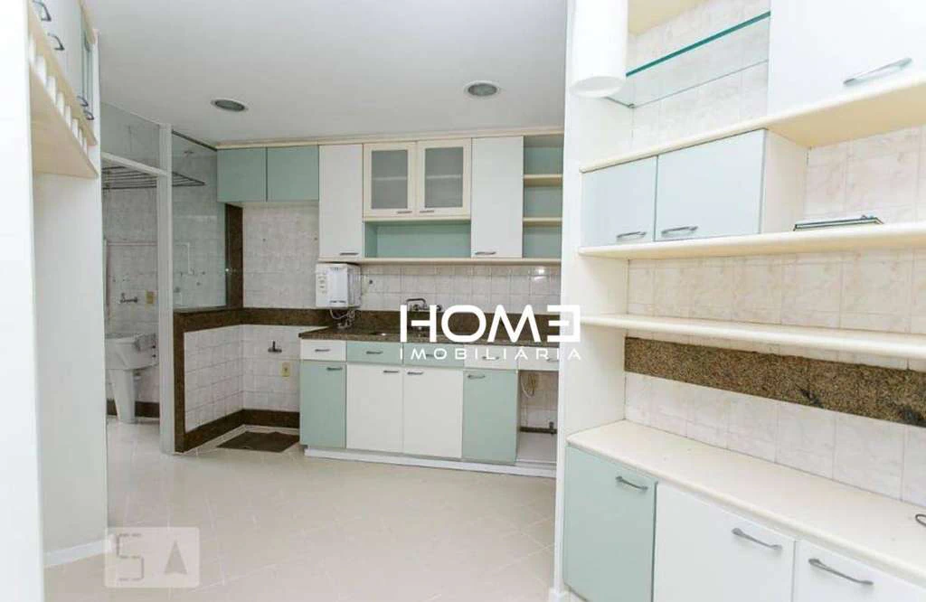 200 m² apartment with 4 bedrooms, 3 en-suite and 2 parking — photo 13