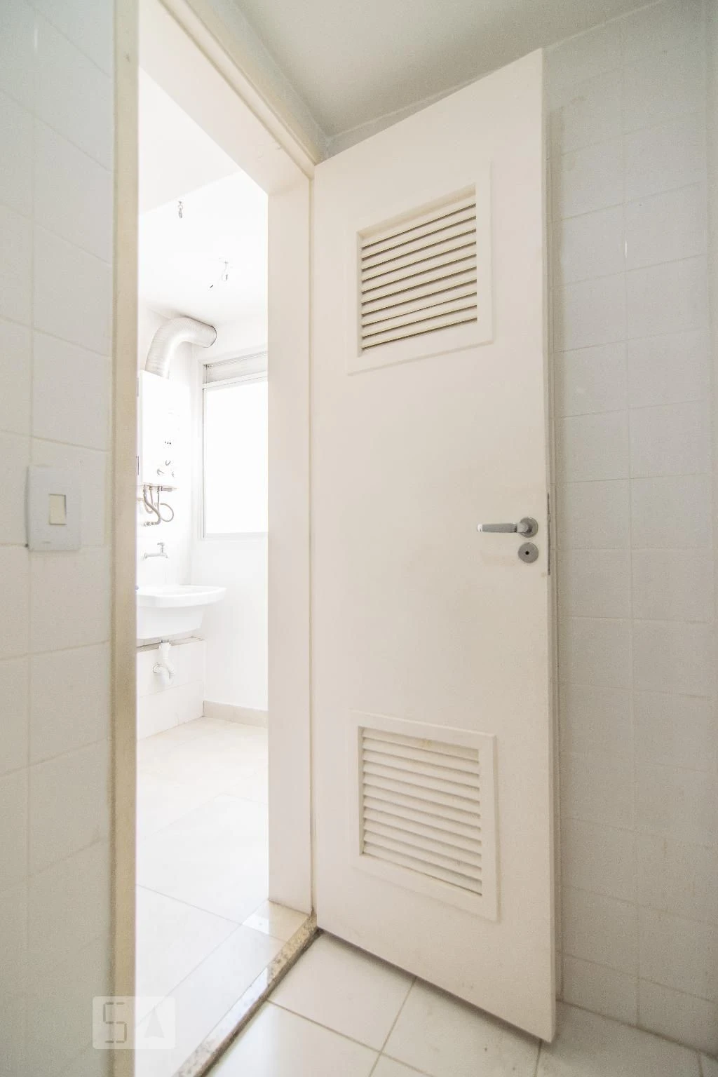 3-bedroom apartment in a building with a sauna — photo 11