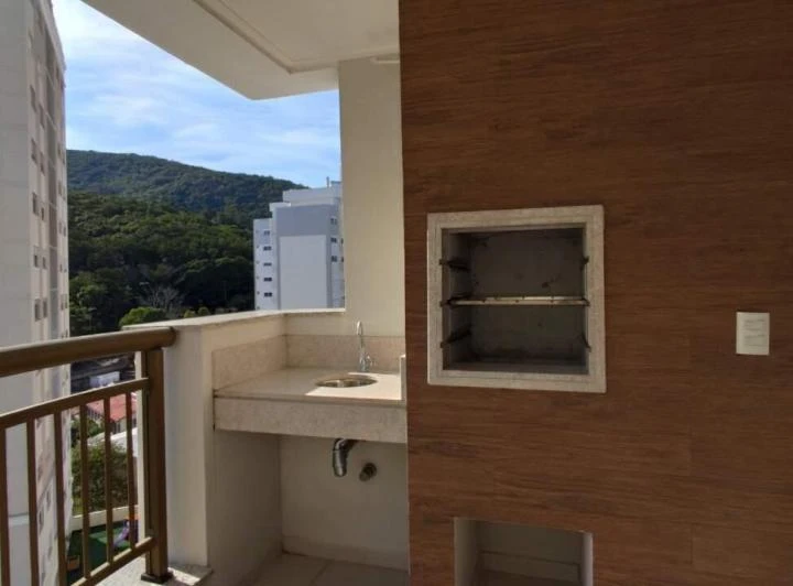 3-bedroom apartment of 113 m² with 2 parking spots — photo 3