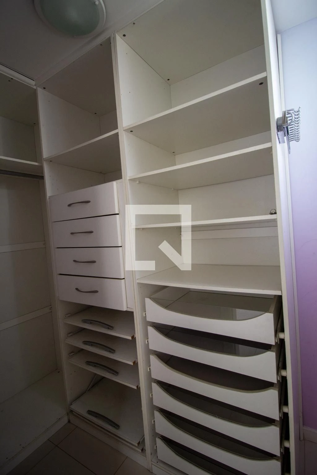 3-bedroom apartment with enclosed kitchen and private garden — photo 15