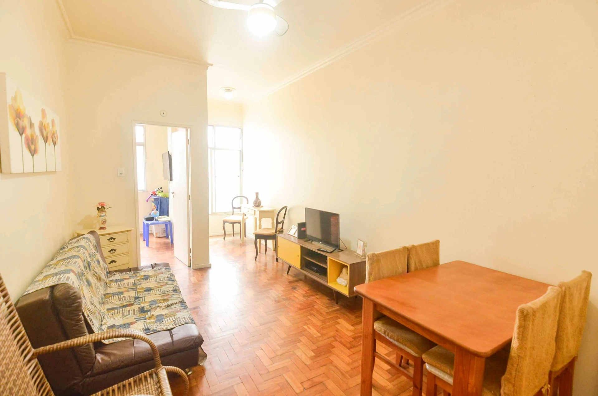 Пральна машина та 2 спальні: квартира 76 м² — photo 6