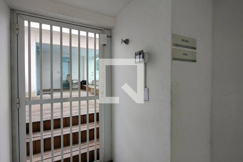 1-bedroom apartment with open-plan kitchen and 50 m² — photo 36