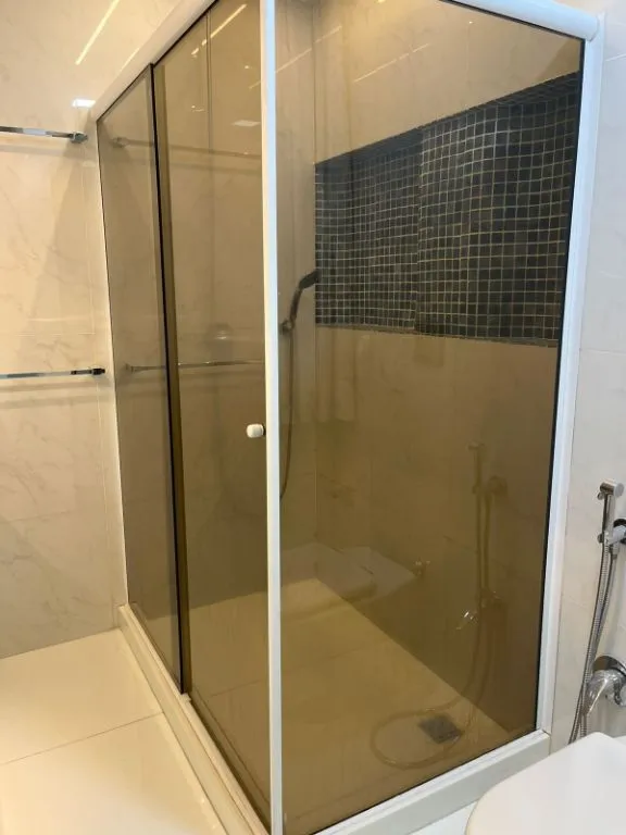 Casa com 3 quartos e 4 banheiros, varanda com churrasqueira — photo 28