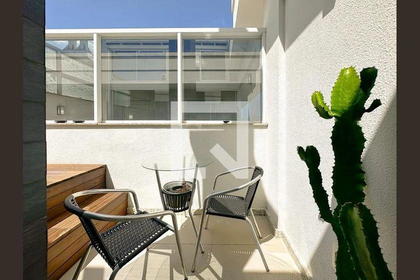 Furnished apartment with 2 bedrooms and an en-suite suite — photo 43