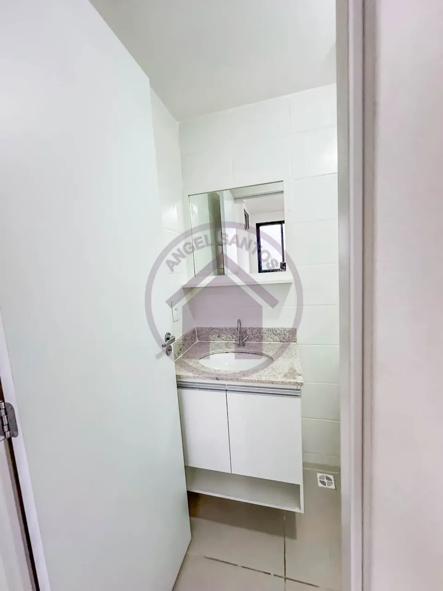 Стиральная машина и 2 спальни: квартира 50 м² — photo 24