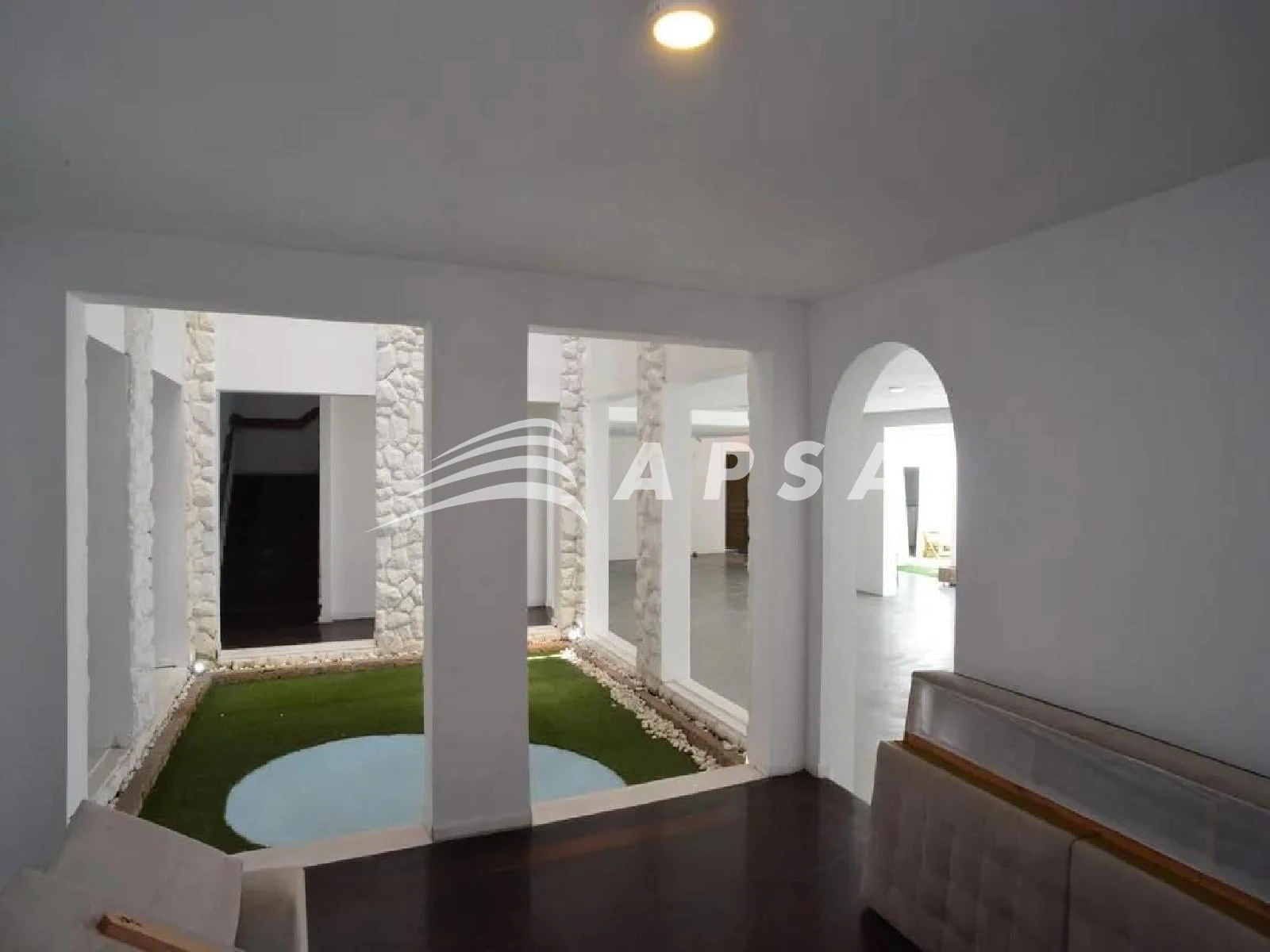 4-bedroom house with a private pool — photo 22
