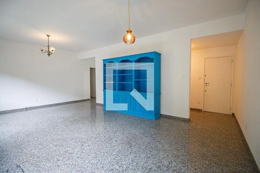 4-bedroom apartment 160 m² with 3 bathrooms — photo 21