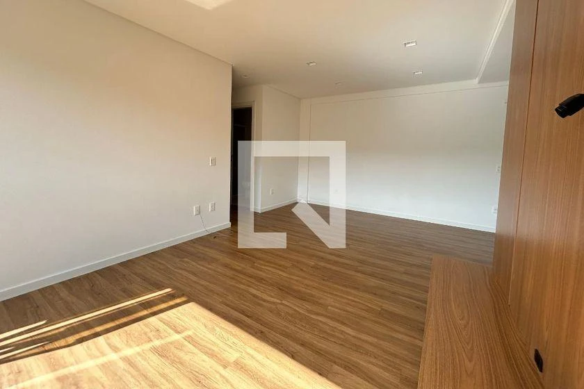 Furnished apartment, 64 m², with floor-to-ceiling windows — photo 24