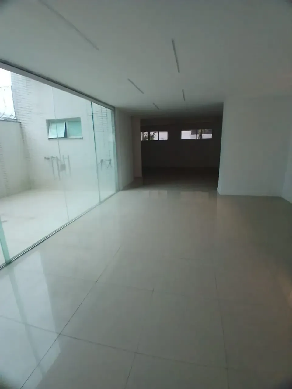 3-bedroom apartment with 3 bathrooms and 2 parking spots — photo 18
