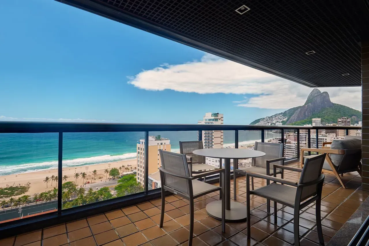 Unfurnished 2-bedroom apartment with 3 bathrooms — photo 30
