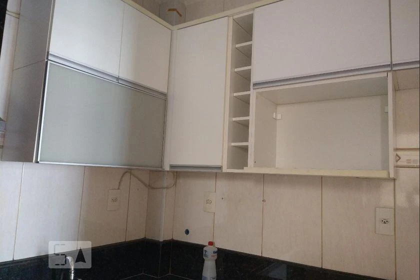 Невелика квартира з 2 спальнями 55 м² і окремою кухнею — photo 42