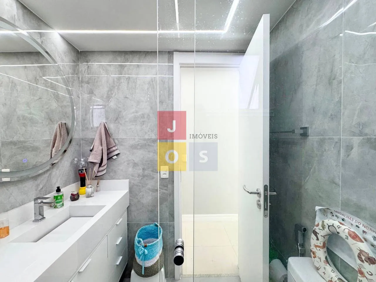 Apartamento mobiliado, 193 m², com janelas do piso ao teto — photo 16
