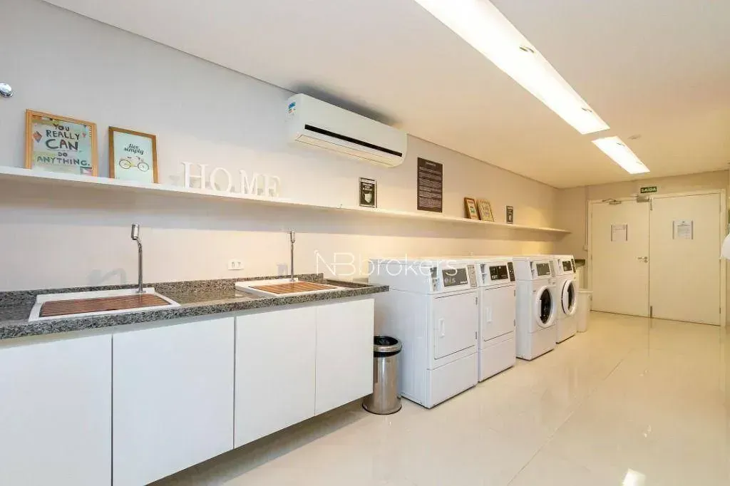 Apartamento mobiliado de 60 m² no 23º andar, com 1 dormitório — photo 38