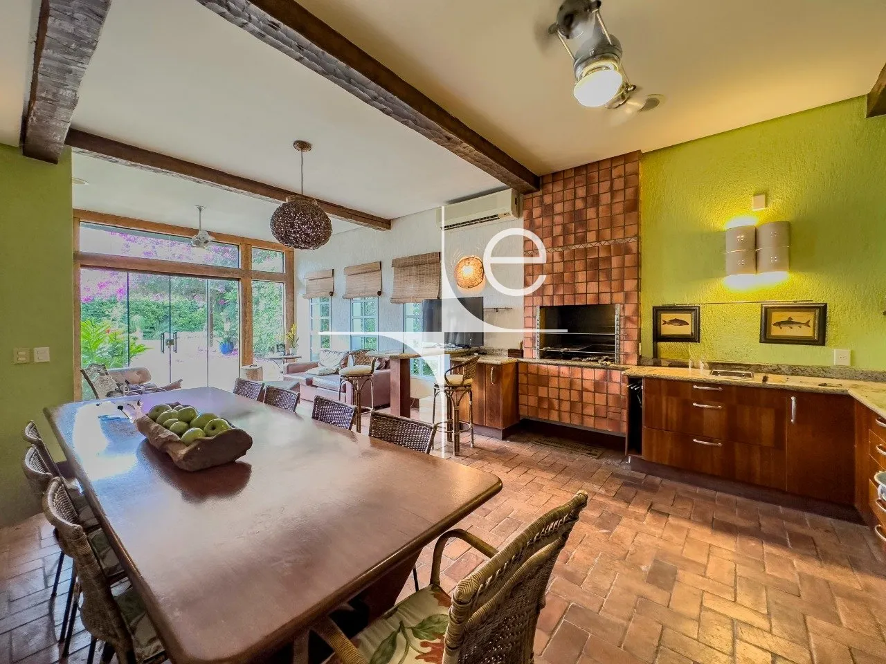 Casa mobiliada com 5 quartos e 4 vagas, com jardim — photo 42