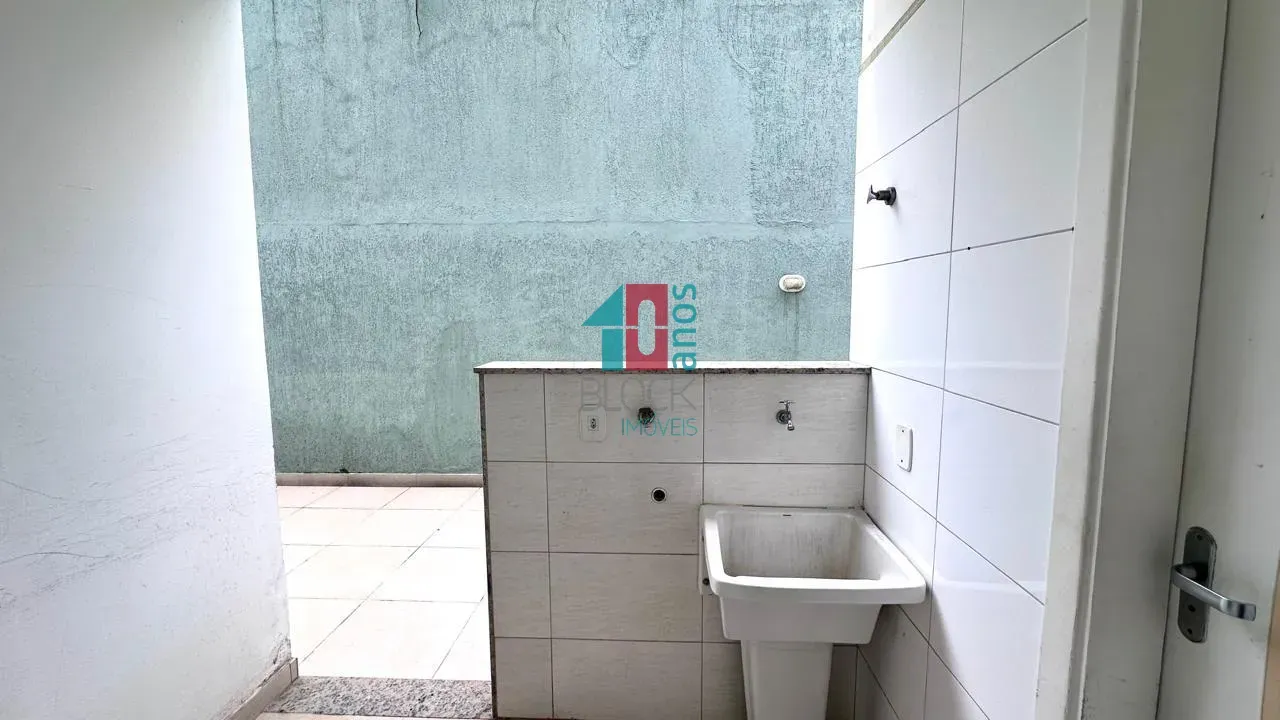 House, 243 m², with a home office — photo 18