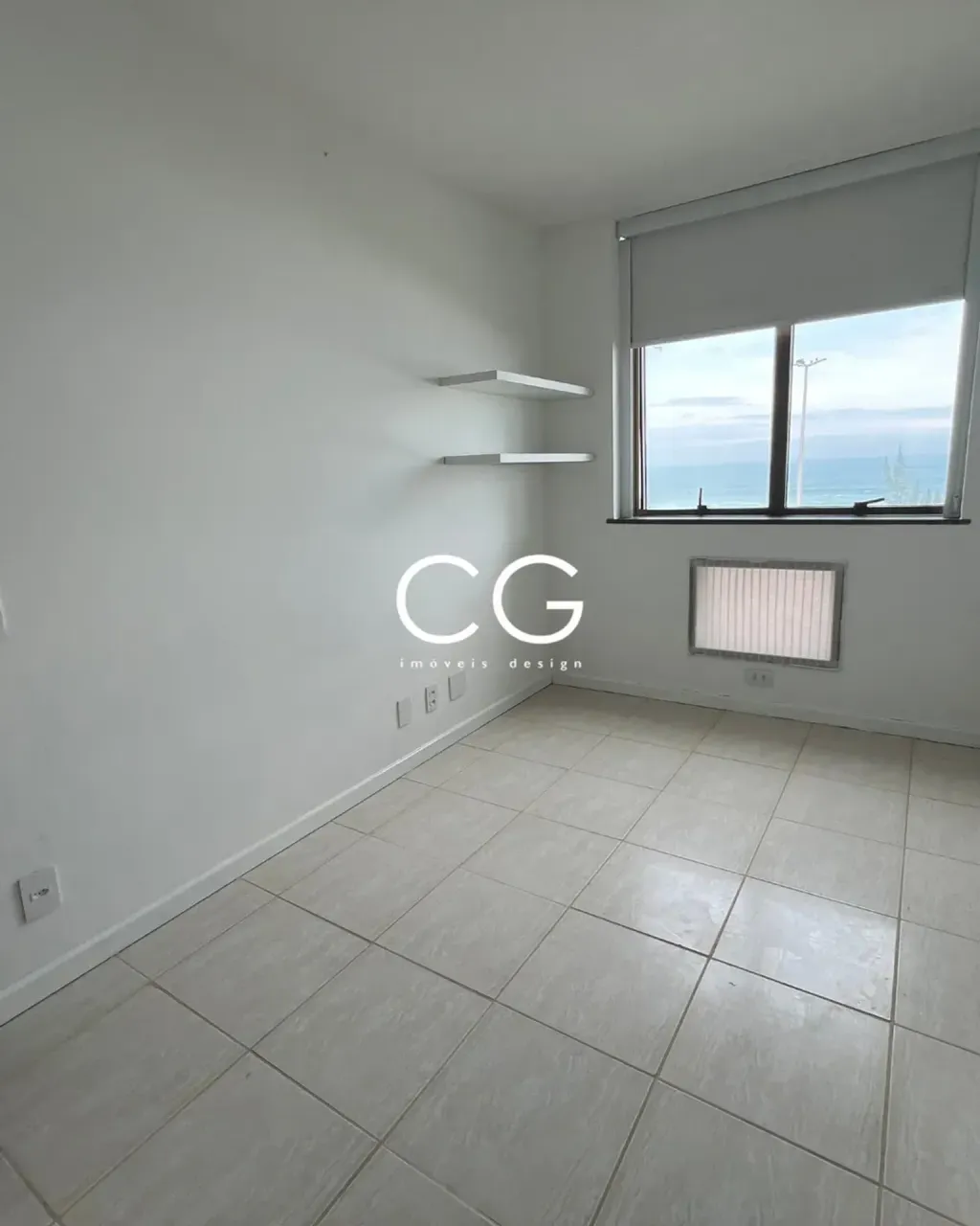 Apartment with 2 bedrooms and enclosed balcony — photo 12