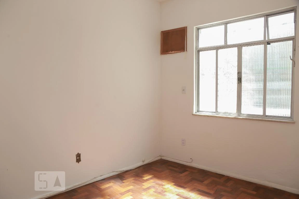 Casa com cozinha separada, 4 quartos e 3 banheiros — photo 17