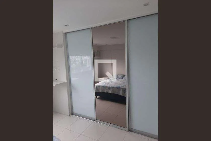 Apartamento mobiliado com 3 quartos e 2 banheiros — photo 15