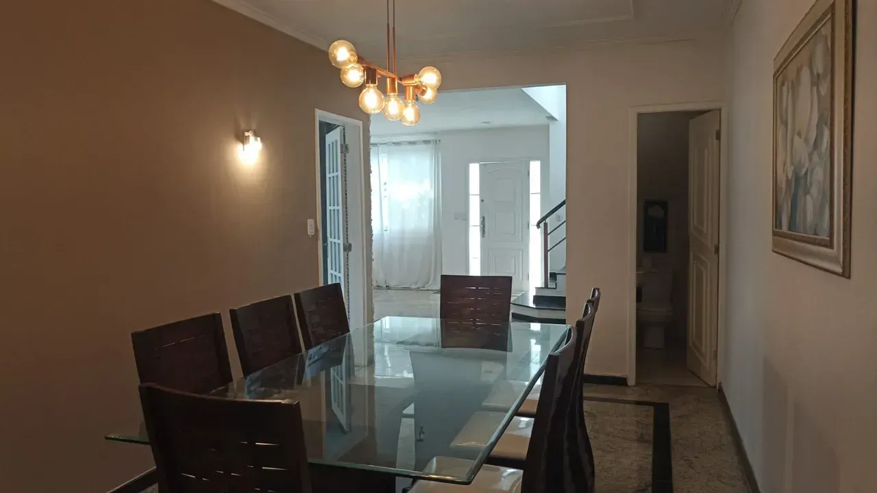 Casa com 4 quartos e 4 banheiros e cozinha a gás — photo 15
