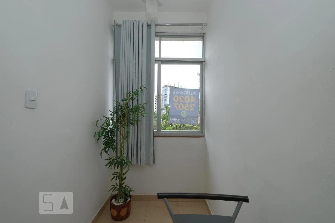 Mountain view in a one-bedroom apartment, 40 m² — photo 17