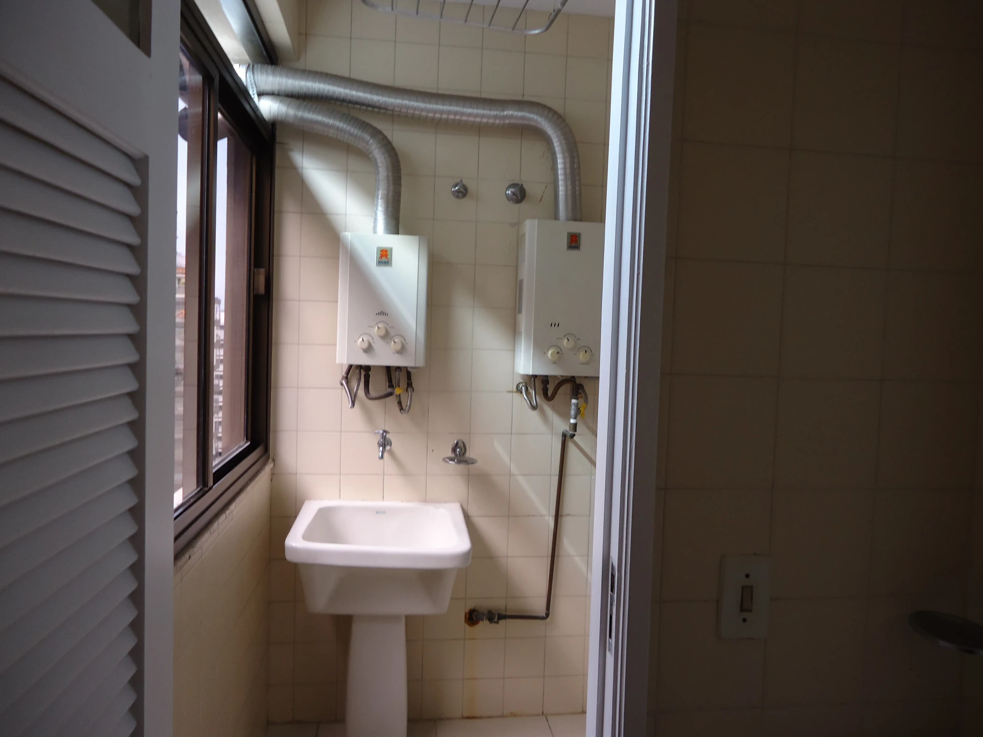 4-bedroom apartment with 2 suites and 2 parking spots — photo 6