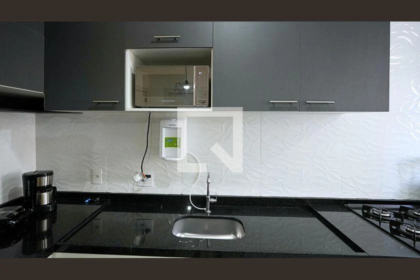 Furnished 32 m² apartment with 1 bedroom and open-plan kitchen — photo 2