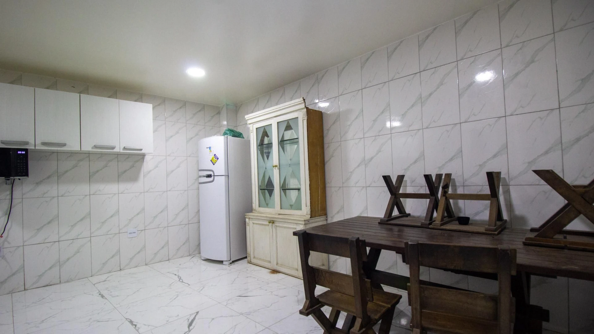Casa mobiliada com 2 quartos e 3 banheiros — photo 2